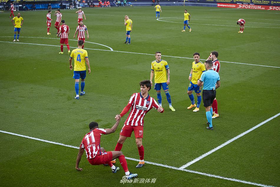دوري أبطال أوروبا 2024–25مواجهات مثيرة تنتظرنا في دور الـ16
