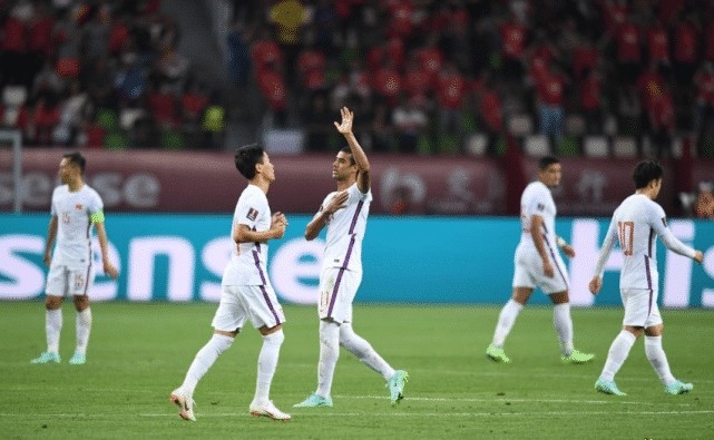 تحميل تطبيق فانتازي الدوري الانجليزيدليلك الشامل للمشاركة في المنافسة
