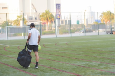 كم تبلغ جائزة بطل دوري أبطال أوروبا 2024؟